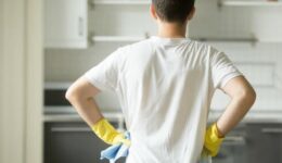 تنظيف المطبخ من الدهون